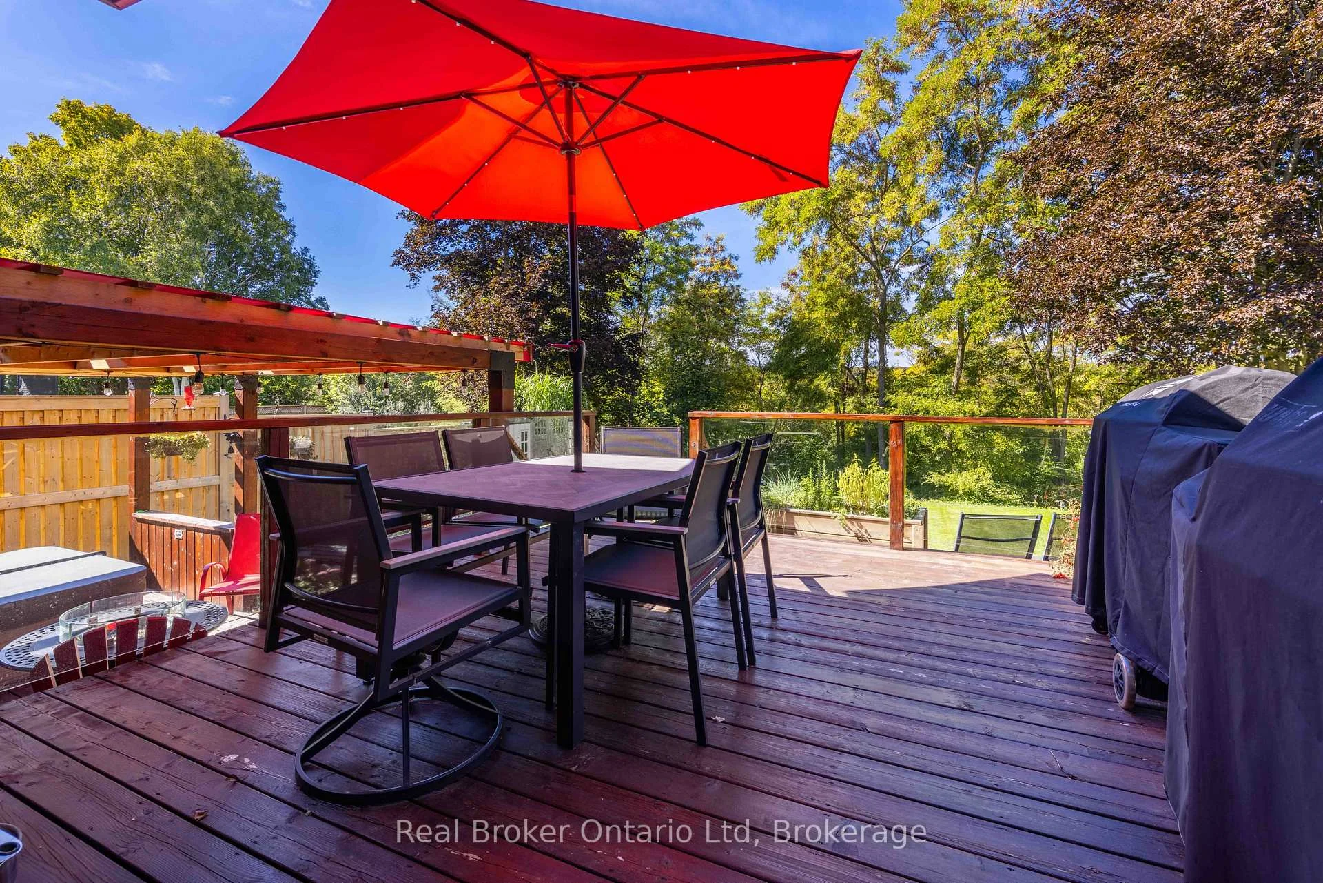 Photo 30 of 126 5th Avenue E, Owen Sound — HOMEH