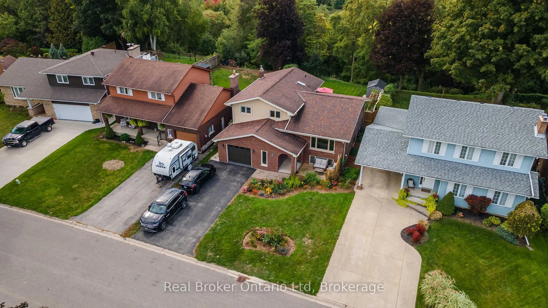 Photo 92 of 126 5th Avenue E, Owen Sound — HOMEH