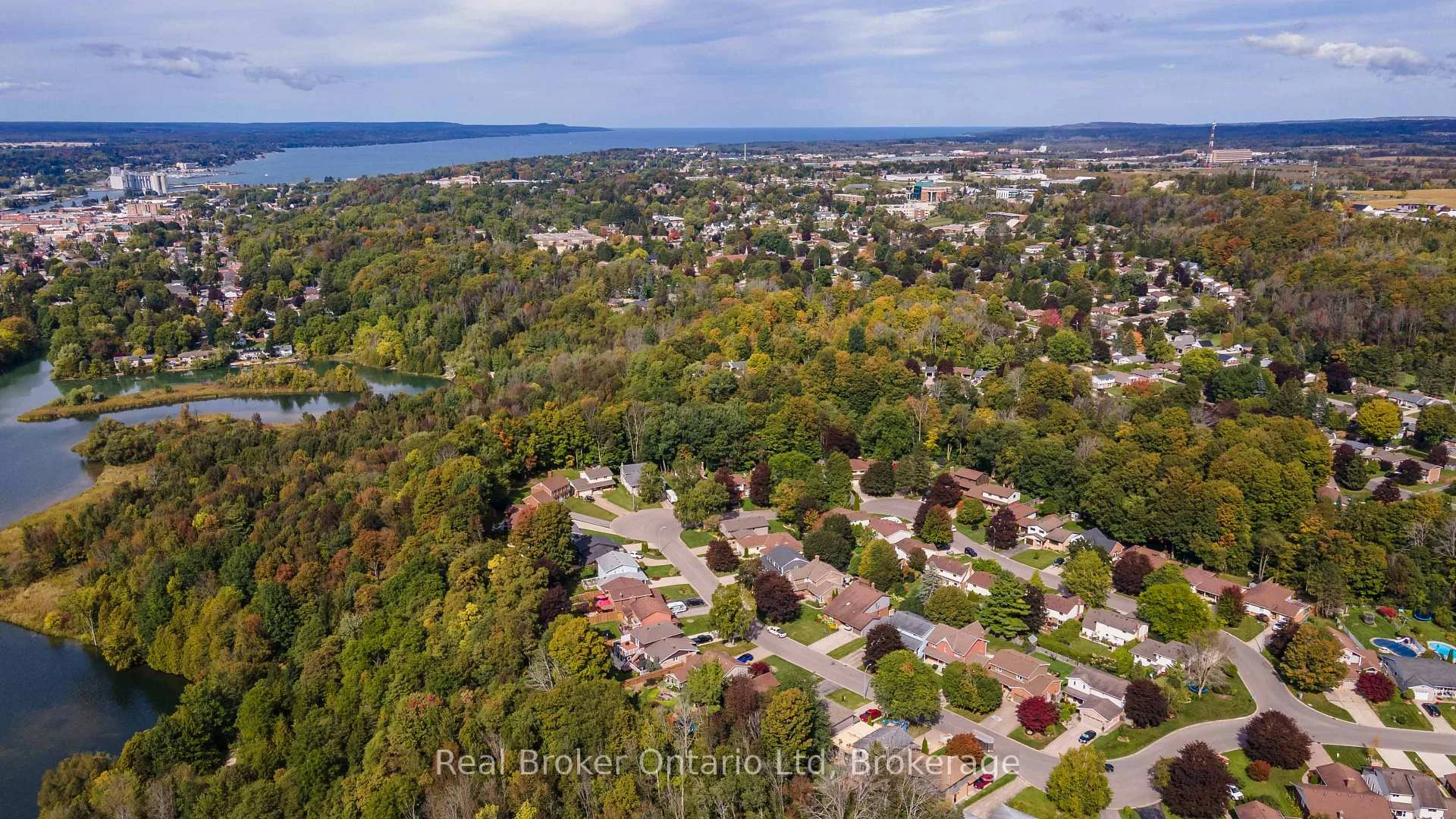 Photo 96 of 126 5th Avenue E, Owen Sound — HOMEH