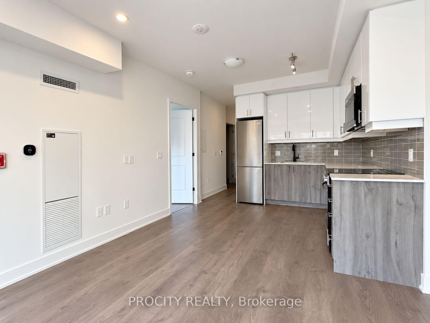 Photo 2 of Unit 129, 2343 Khalsa Gate, Oakville, Westmount — HOMEH