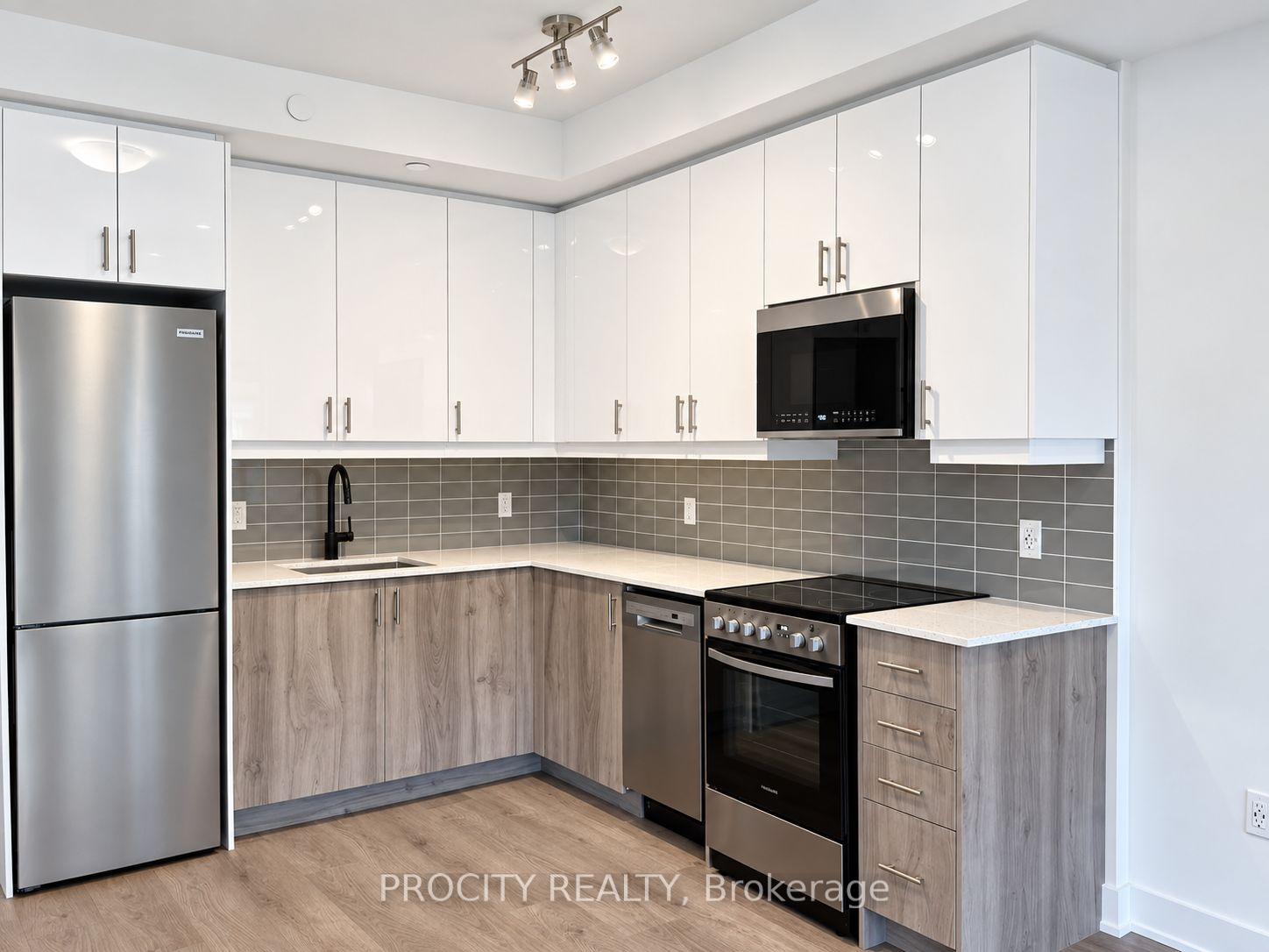 Photo 4 of Unit 129, 2343 Khalsa Gate, Oakville, Westmount — HOMEH