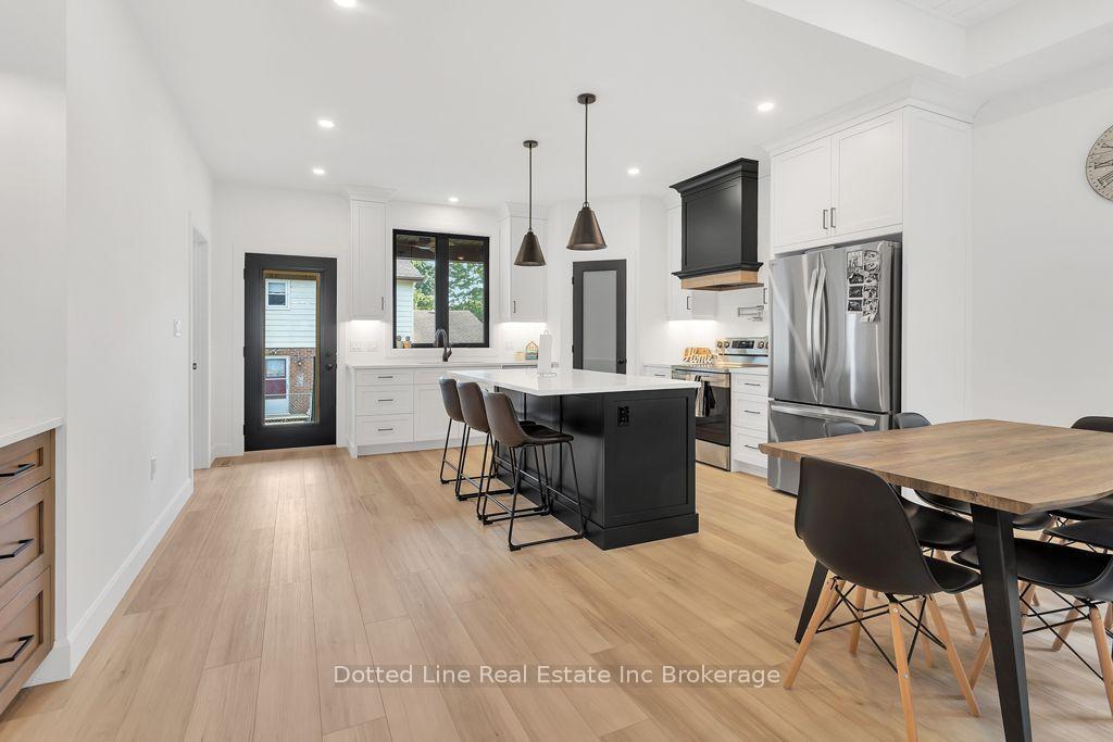 Photo 8 of 4 Charles Court, Bayham, Port Burwell — HOMEH