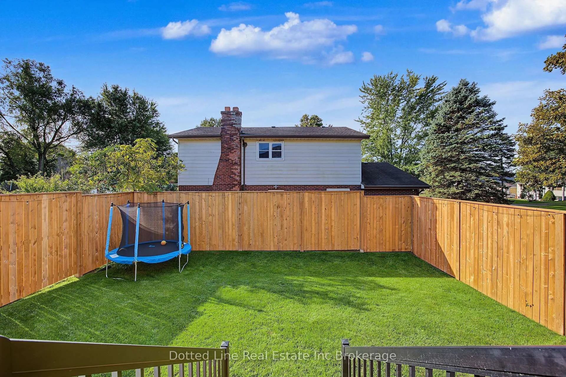 Photo 26 of 4 Charles Court, Bayham, Port Burwell — HOMEH