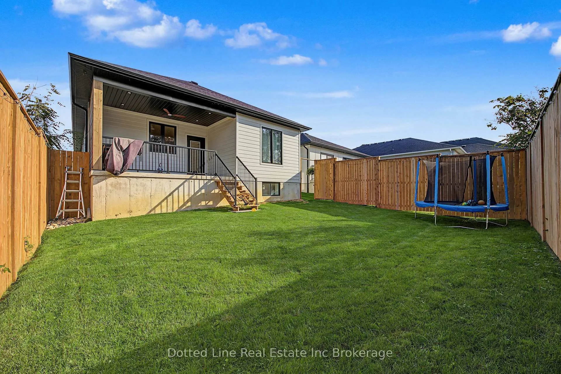 Photo 28 of 4 Charles Court, Bayham, Port Burwell — HOMEH