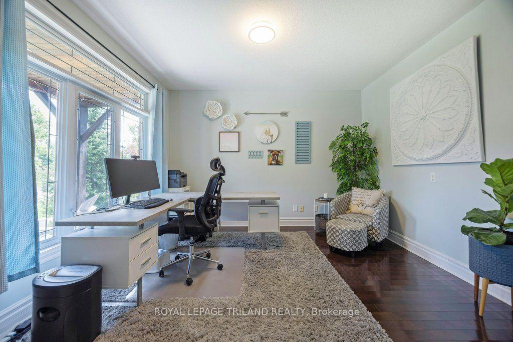 Photo 6 of 139 Skyline Avenue, London, North B — HOMEH