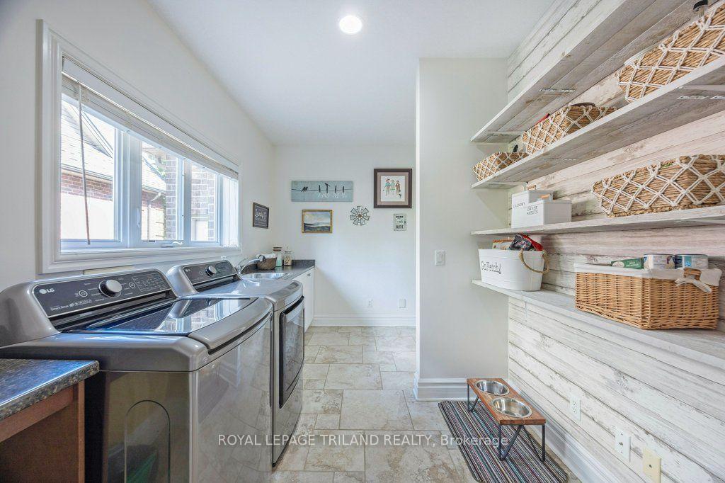 Photo 22 of 139 Skyline Avenue, London, North B — HOMEH