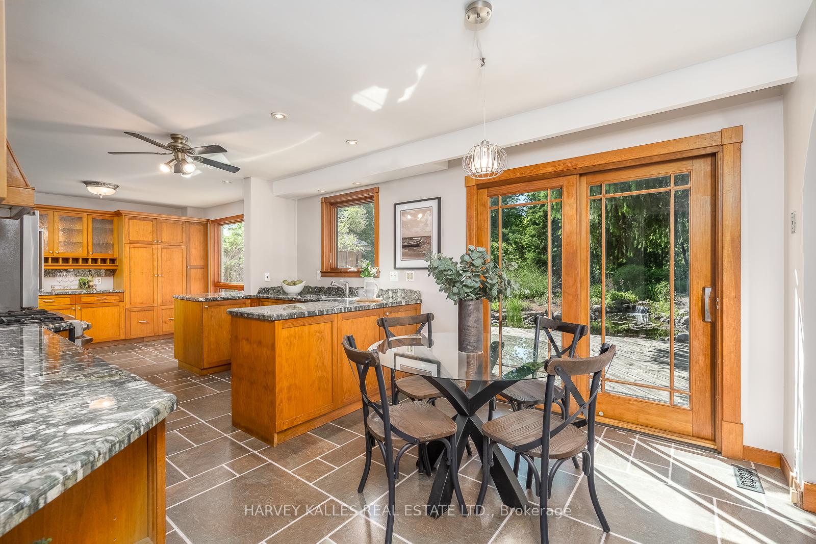 Photo 14 of 1033 Fair Birch Drive, Mississauga, Lorne Park — HOMEH