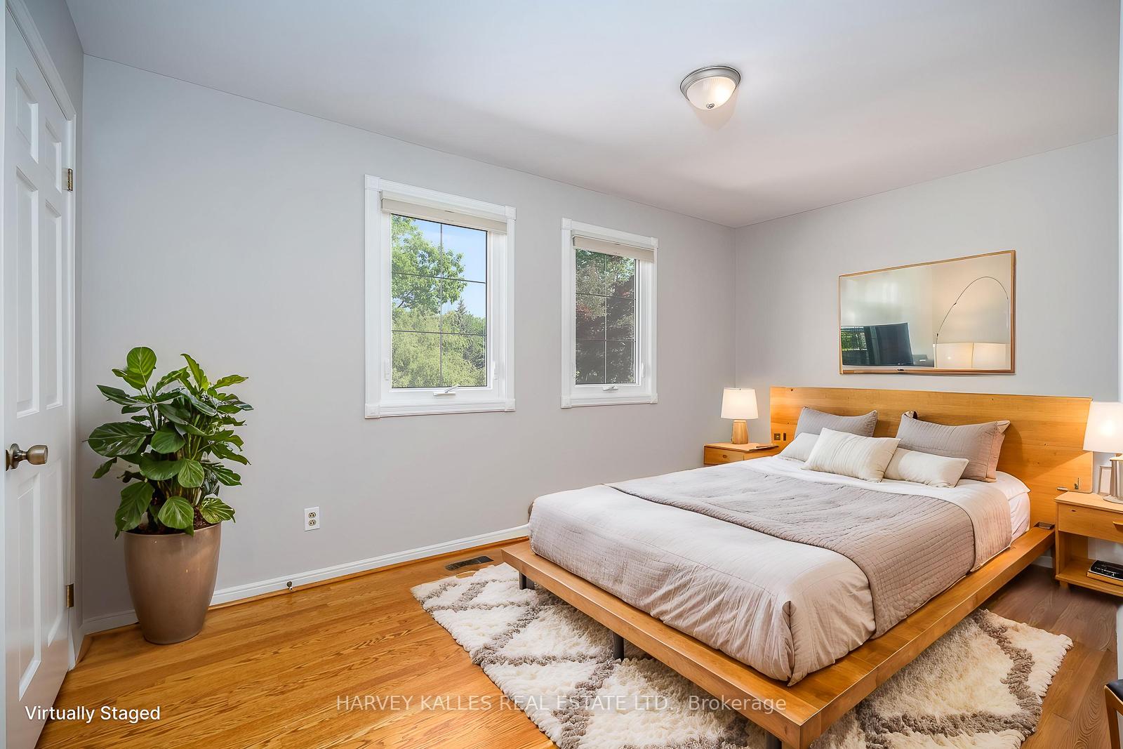 Photo 30 of 1033 Fair Birch Drive, Mississauga, Lorne Park — HOMEH
