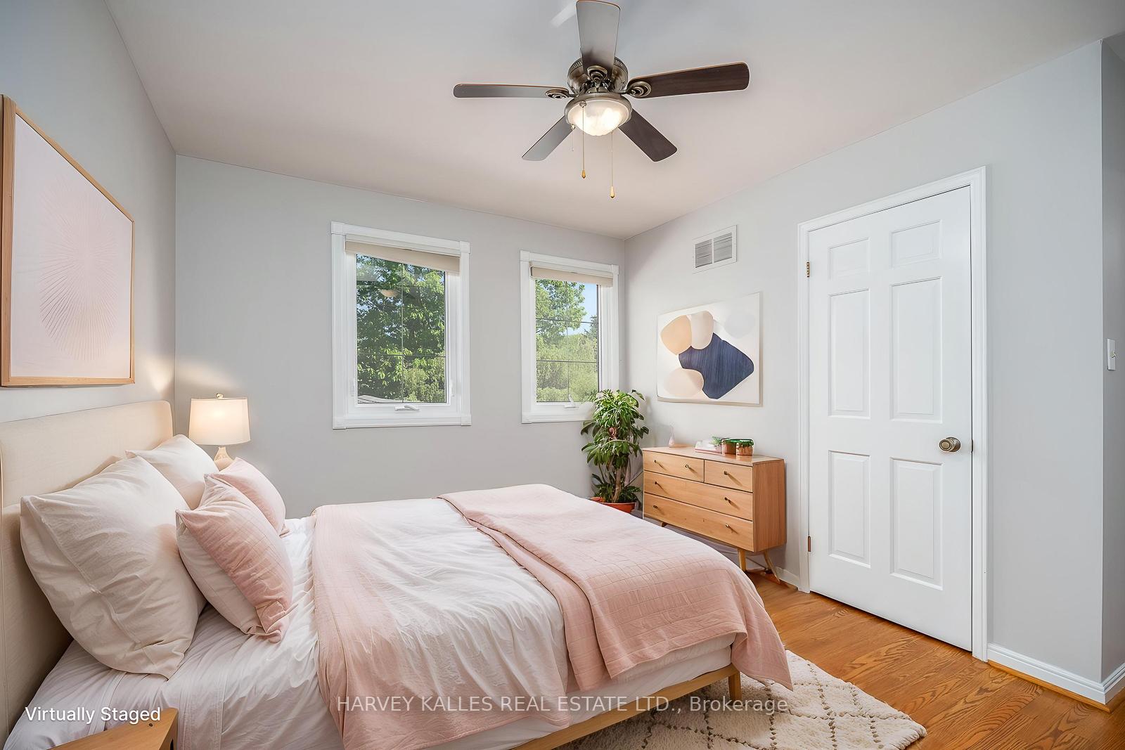 Photo 32 of 1033 Fair Birch Drive, Mississauga, Lorne Park — HOMEH