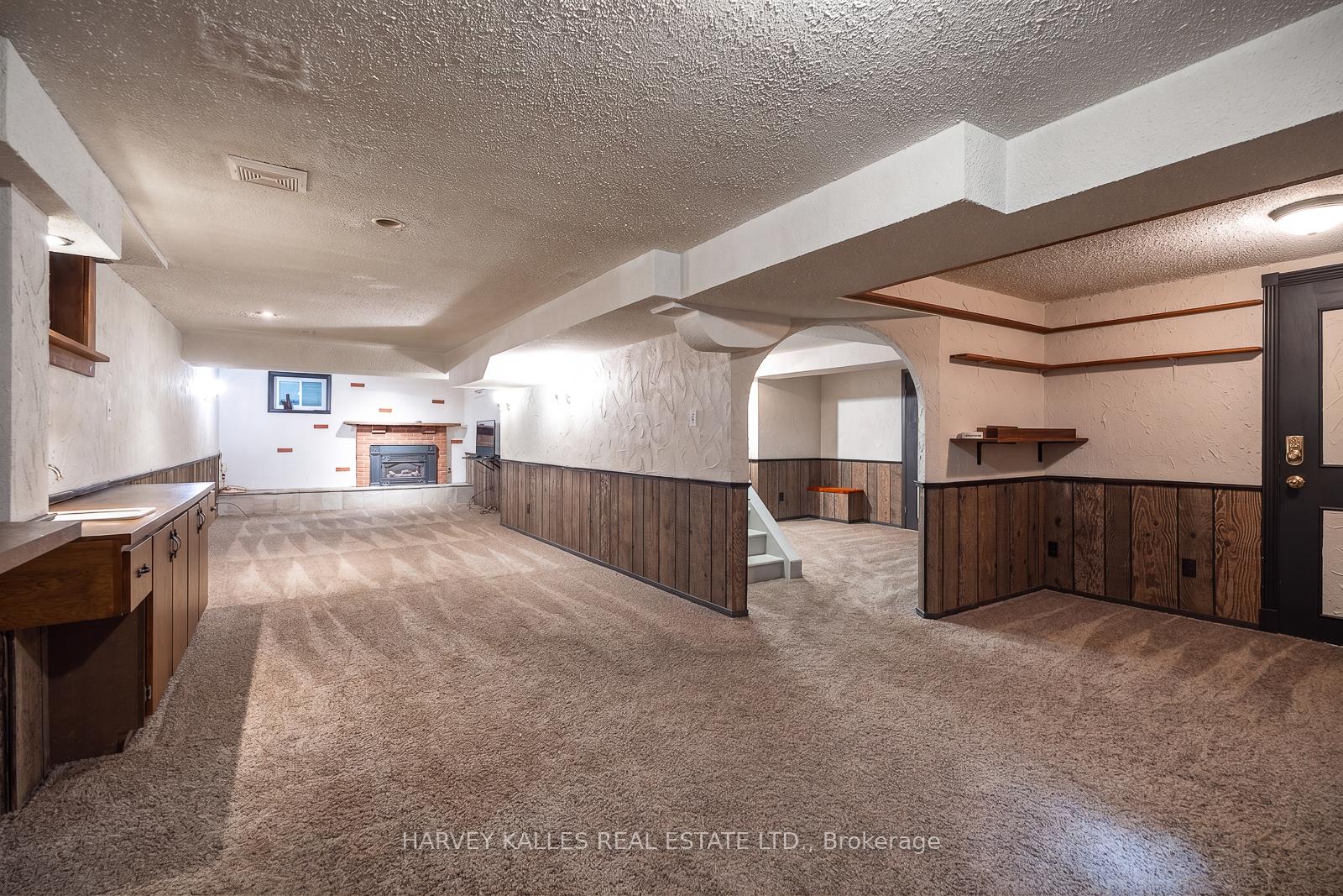 Photo 34 of 1033 Fair Birch Drive, Mississauga, Lorne Park — HOMEH