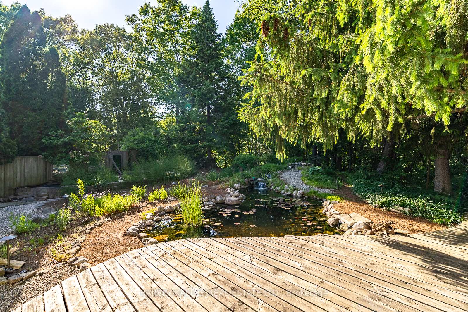 Photo 37 of 1033 Fair Birch Drive, Mississauga, Lorne Park — HOMEH