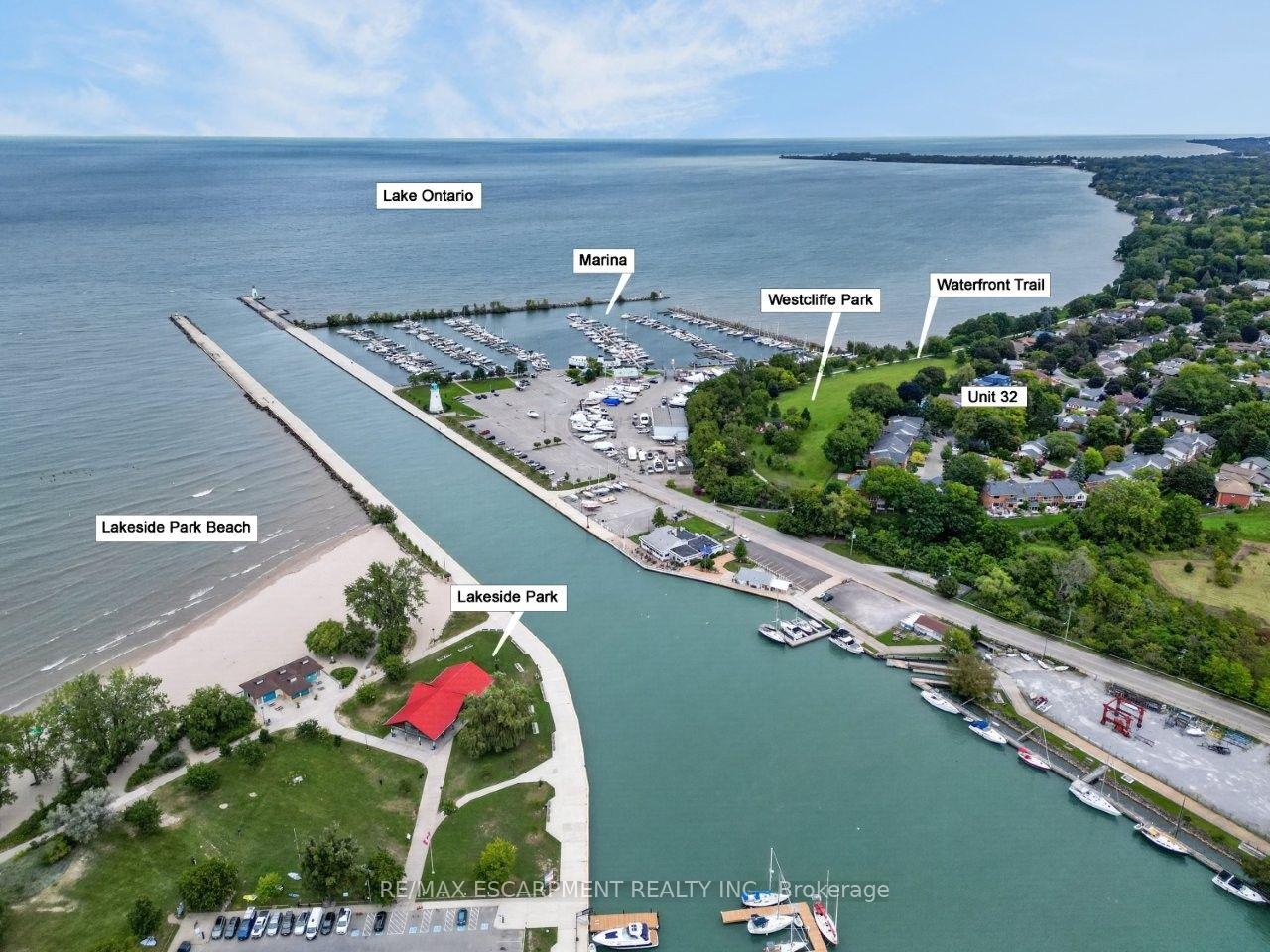 Photo 2 of Unit 32, 5 Carn Castle Gate, St. Catharines, Lakeshore — HOMEH