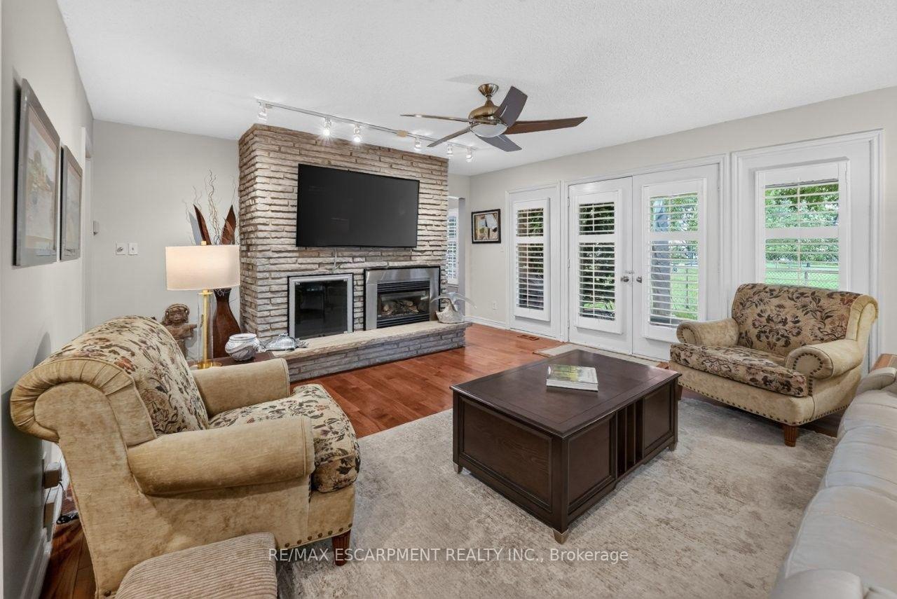 Photo 12 of Unit 32, 5 Carn Castle Gate, St. Catharines, Lakeshore — HOMEH