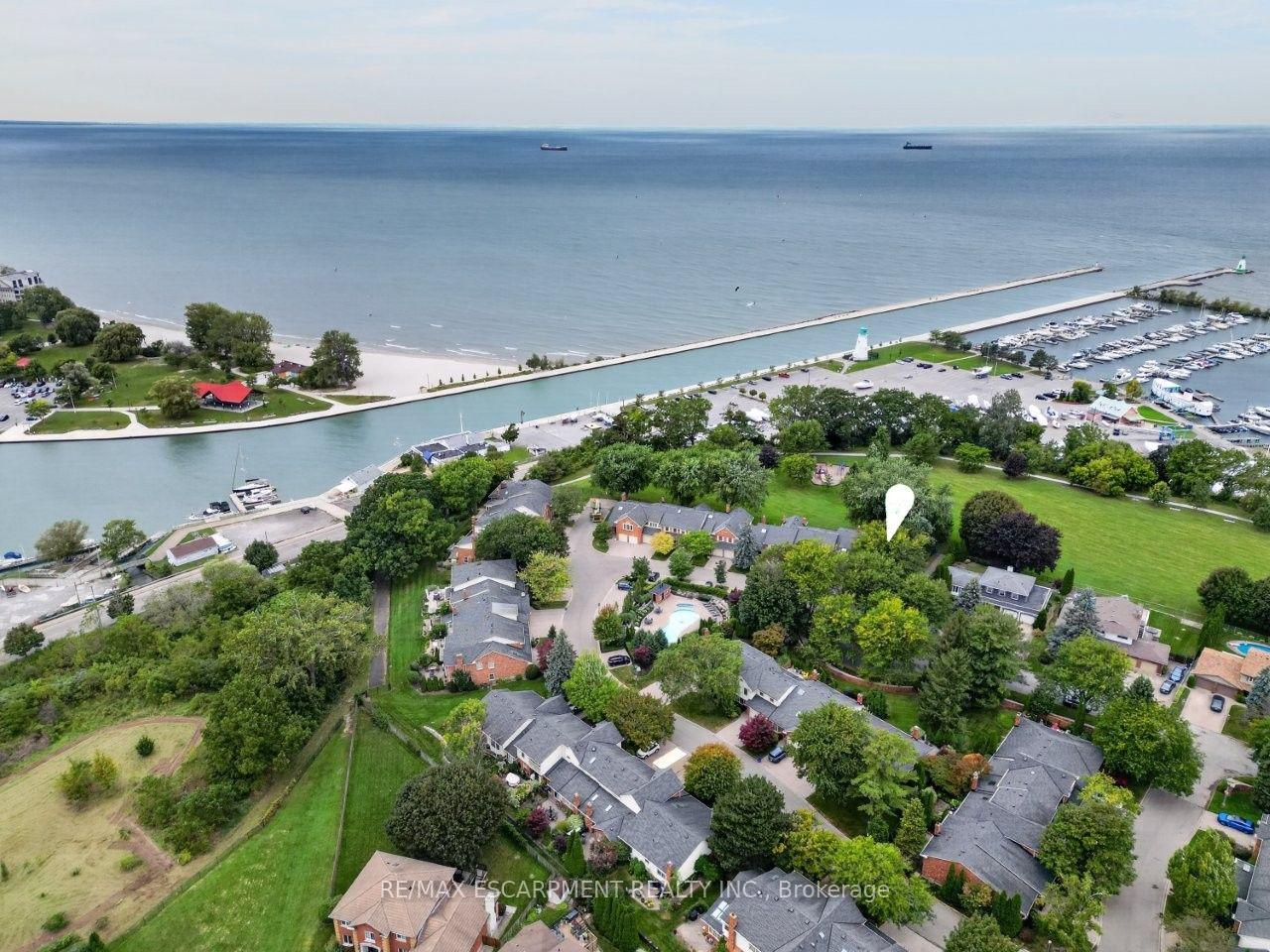 Photo 36 of Unit 32, 5 Carn Castle Gate, St. Catharines, Lakeshore — HOMEH