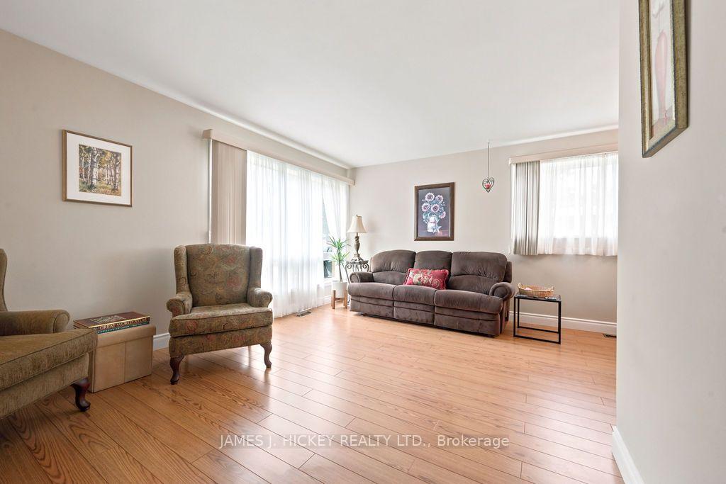 Photo 11 of 80 Frontenac Crescent, Deep River, Deep River — HOMEH