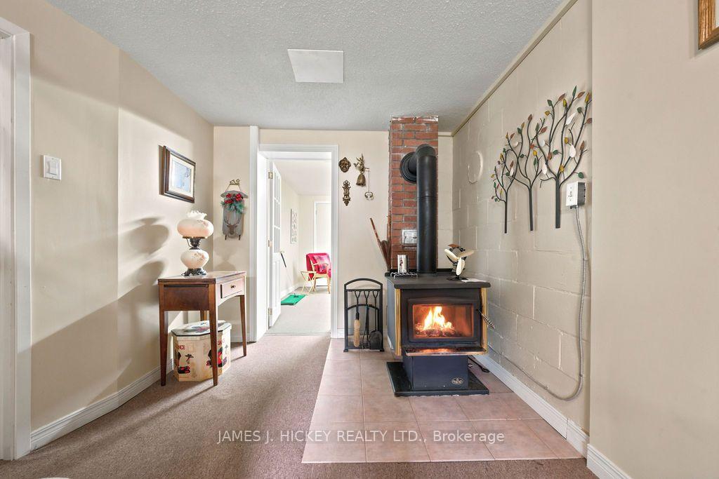 Photo 26 of 80 Frontenac Crescent, Deep River, Deep River — HOMEH
