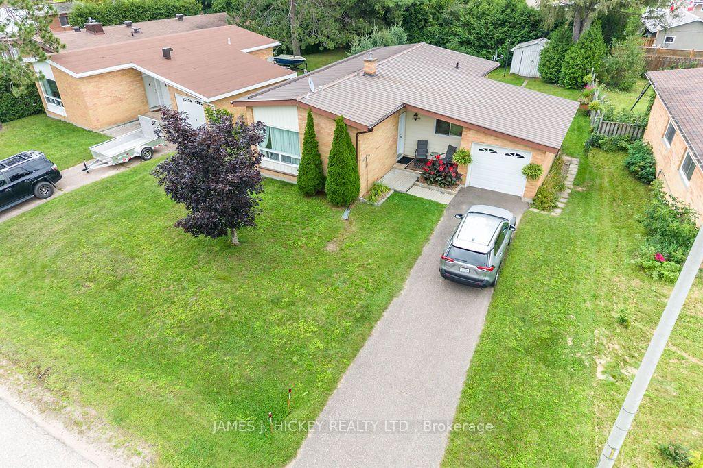 Photo 35 of 80 Frontenac Crescent, Deep River, Deep River — HOMEH
