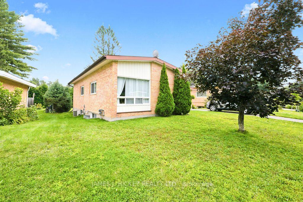 Photo 38 of 80 Frontenac Crescent, Deep River, Deep River — HOMEH