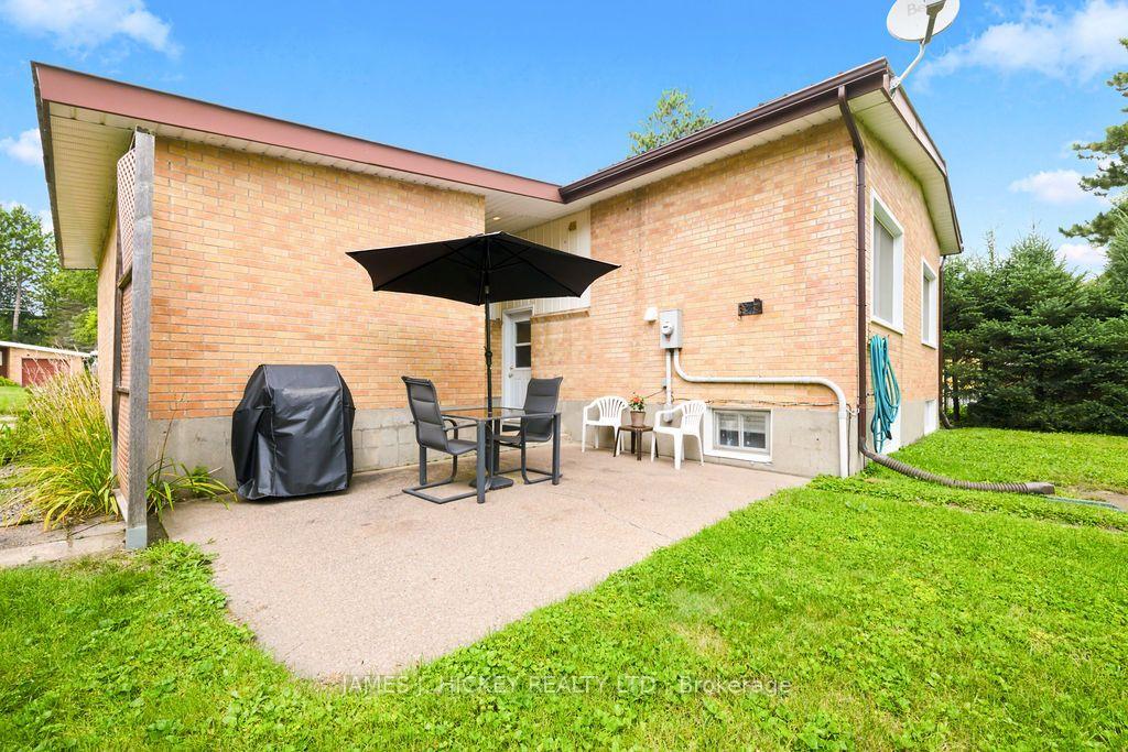 Photo 40 of 80 Frontenac Crescent, Deep River, Deep River — HOMEH