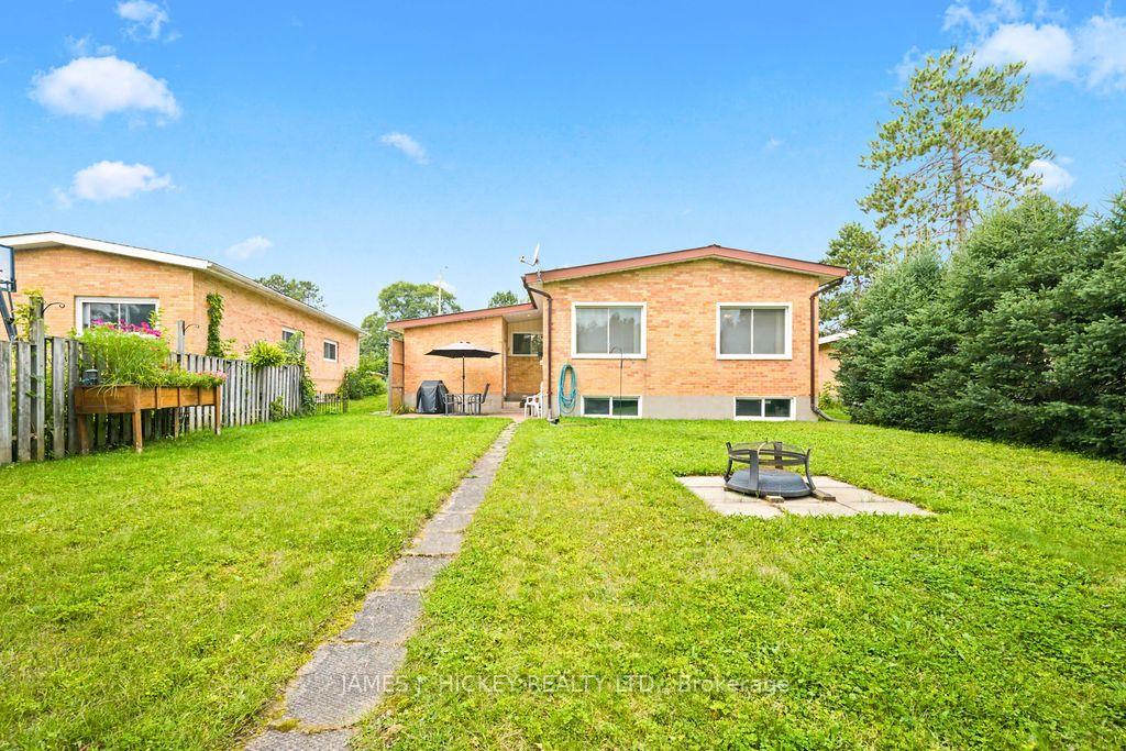 Photo 41 of 80 Frontenac Crescent, Deep River, Deep River — HOMEH