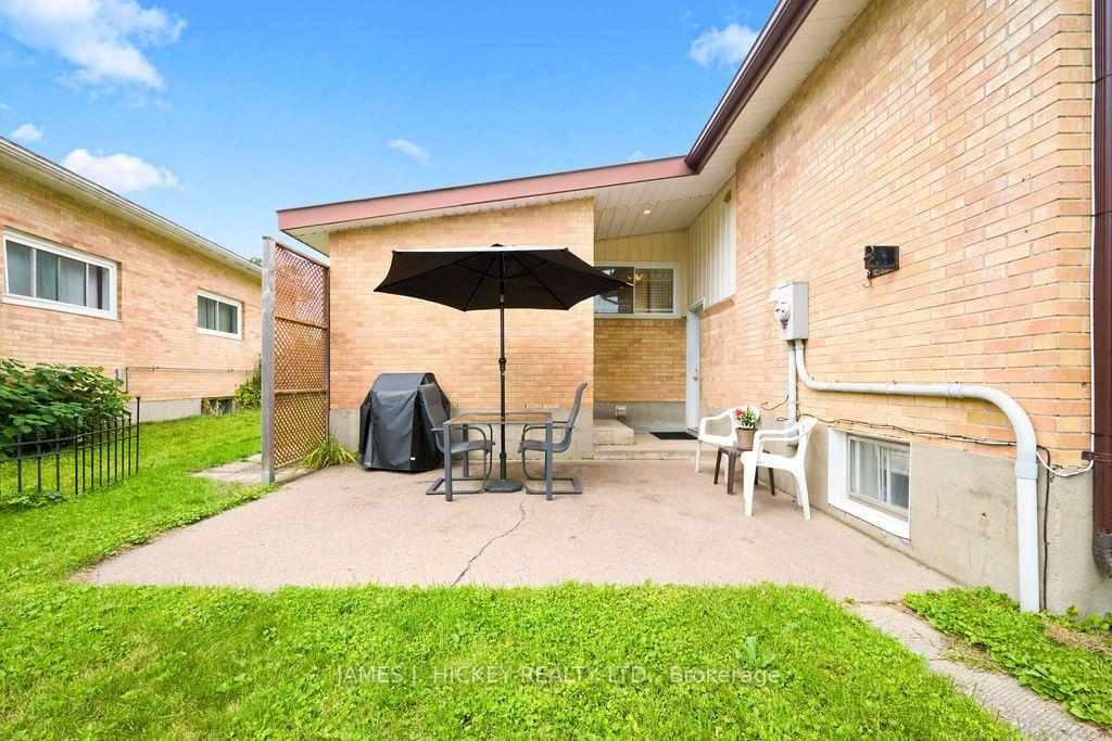 Photo 42 of 80 Frontenac Crescent, Deep River, Deep River — HOMEH