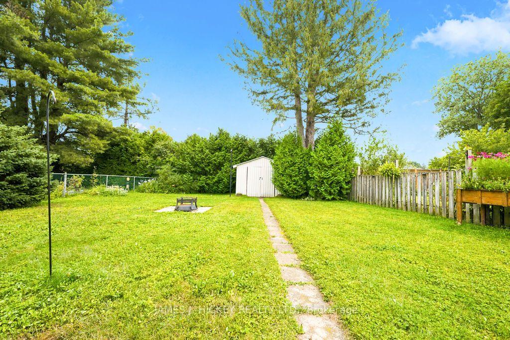 Photo 44 of 80 Frontenac Crescent, Deep River, Deep River — HOMEH