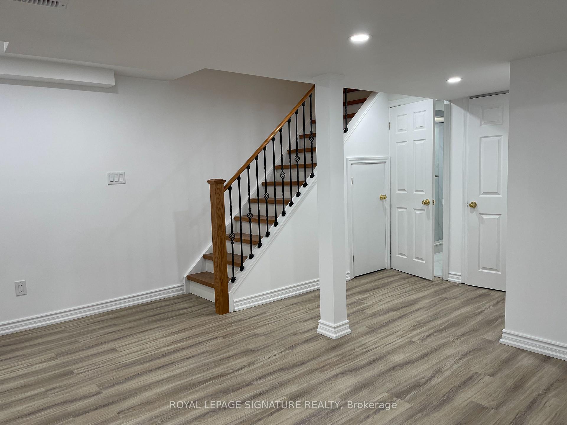 Photo 2 of 46 Tara Crescent, Markham, Cedarwood — HOMEH