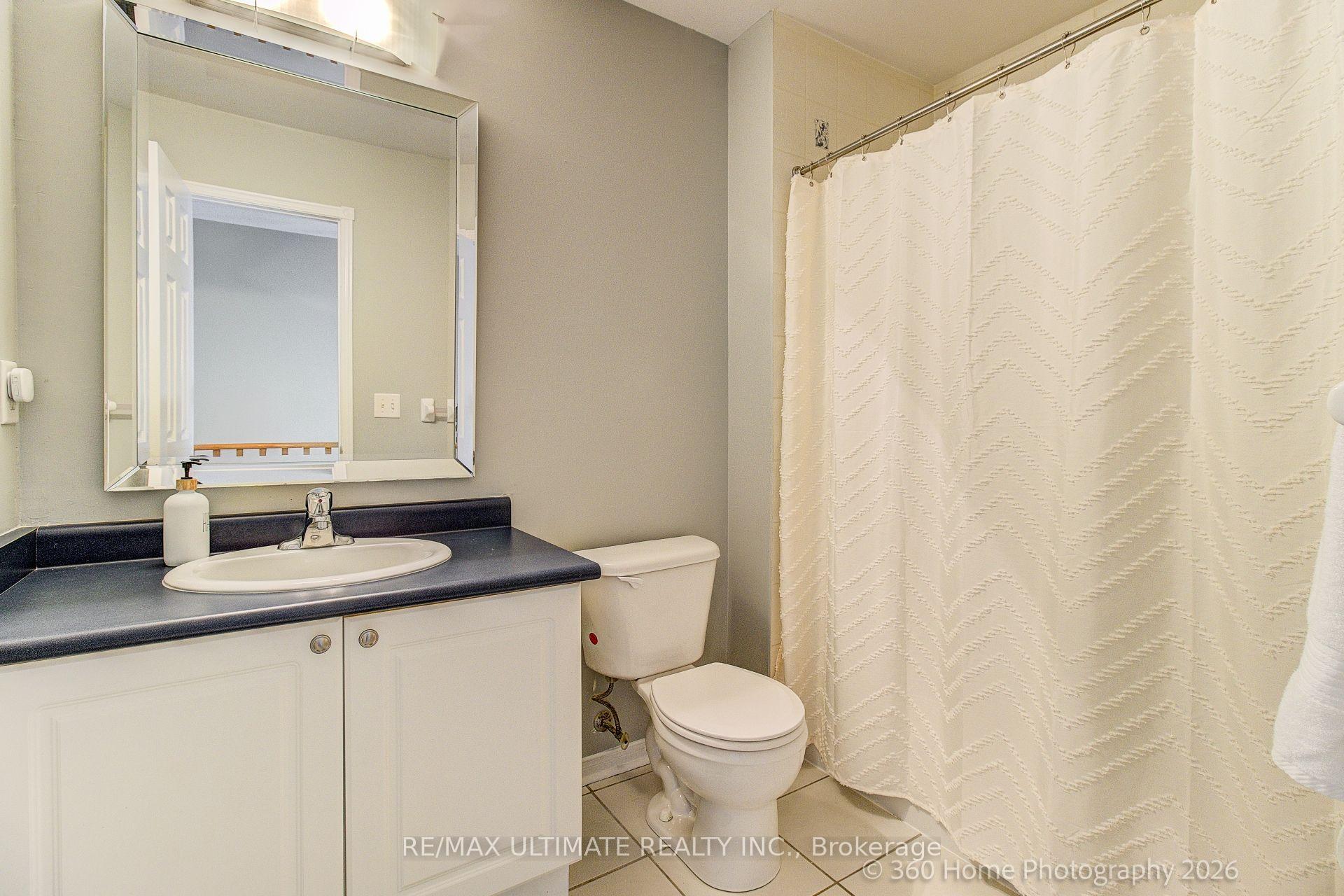 Photo 15 of 53 Wilshire Drive, Whitby, Brooklin — HOMEH