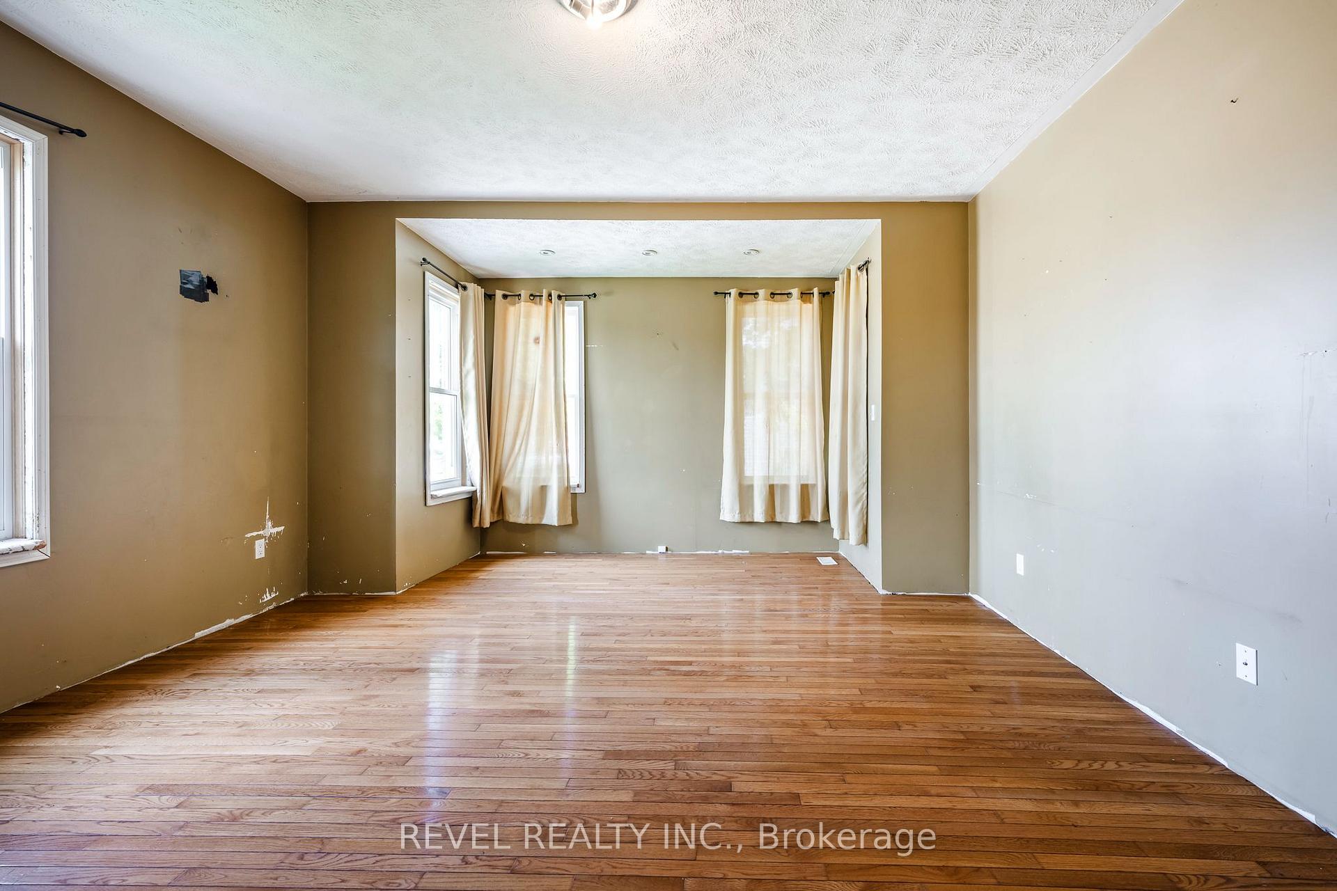Photo 12 of 279 1st Ave S, Arran-Elderslie — HOMEH