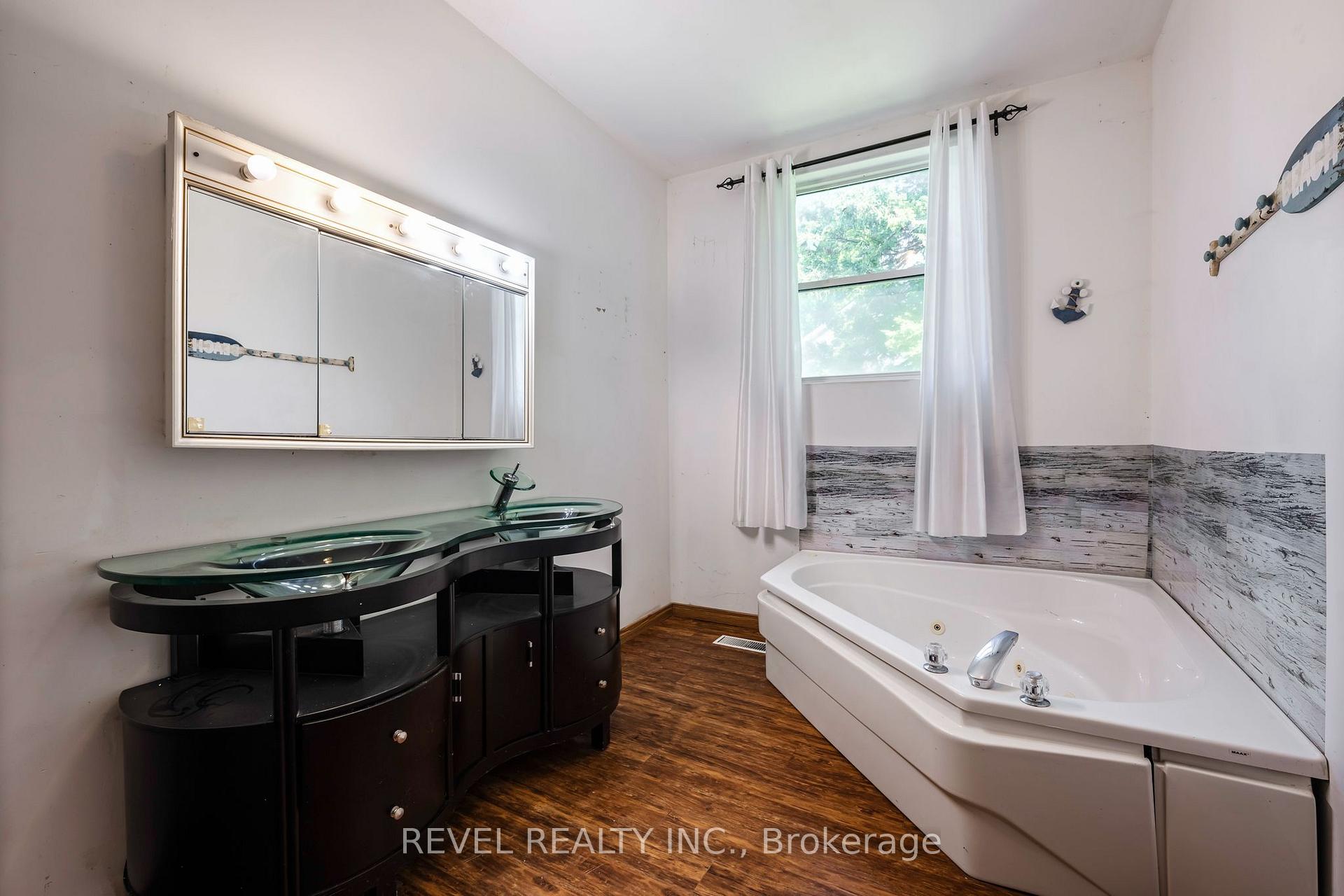 Photo 16 of 279 1st Ave S, Arran-Elderslie — HOMEH