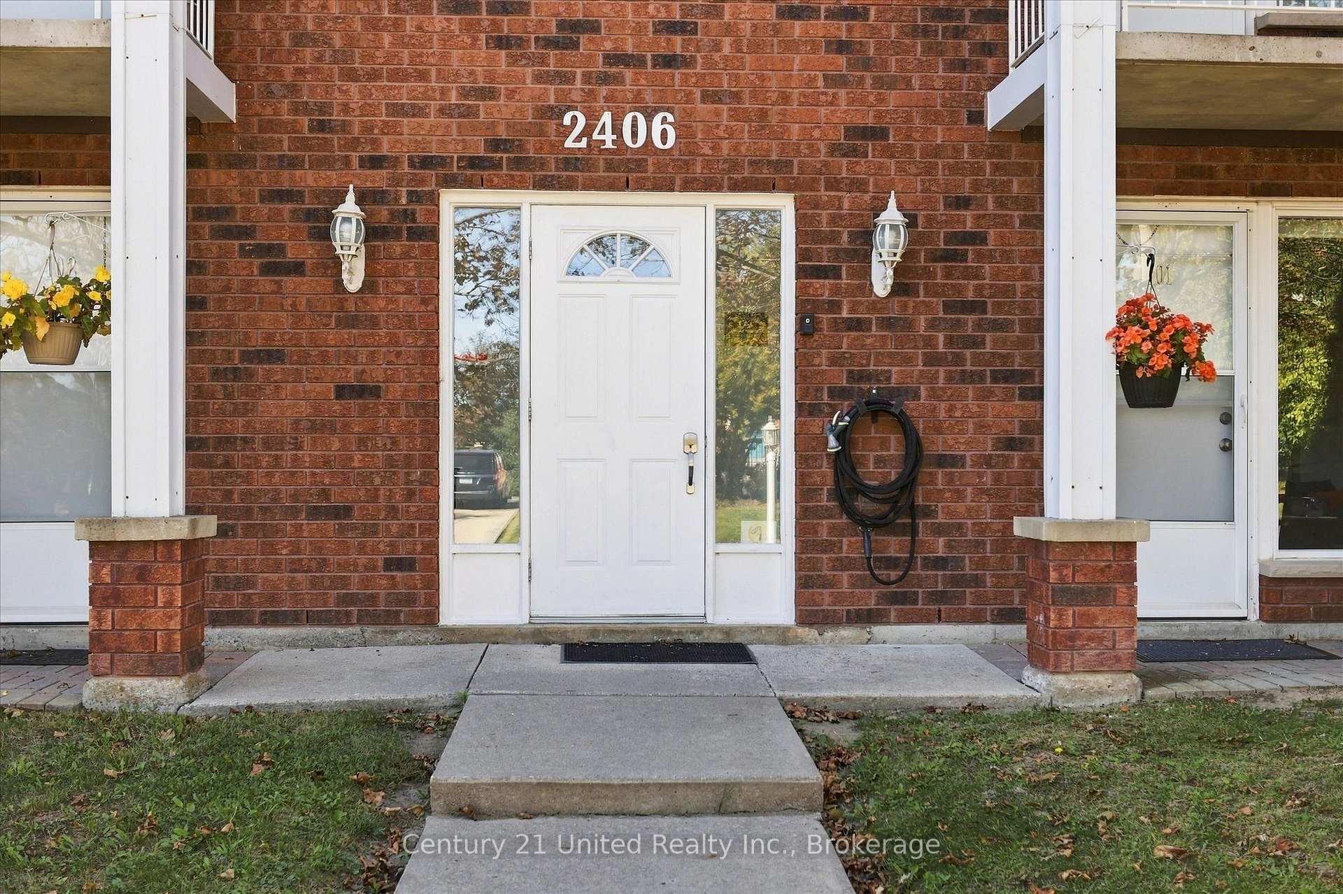 Photo 5 of Unit 202, 2406 Mountland Drive, Peterborough, Monaghan Ward 2 — HOMEH