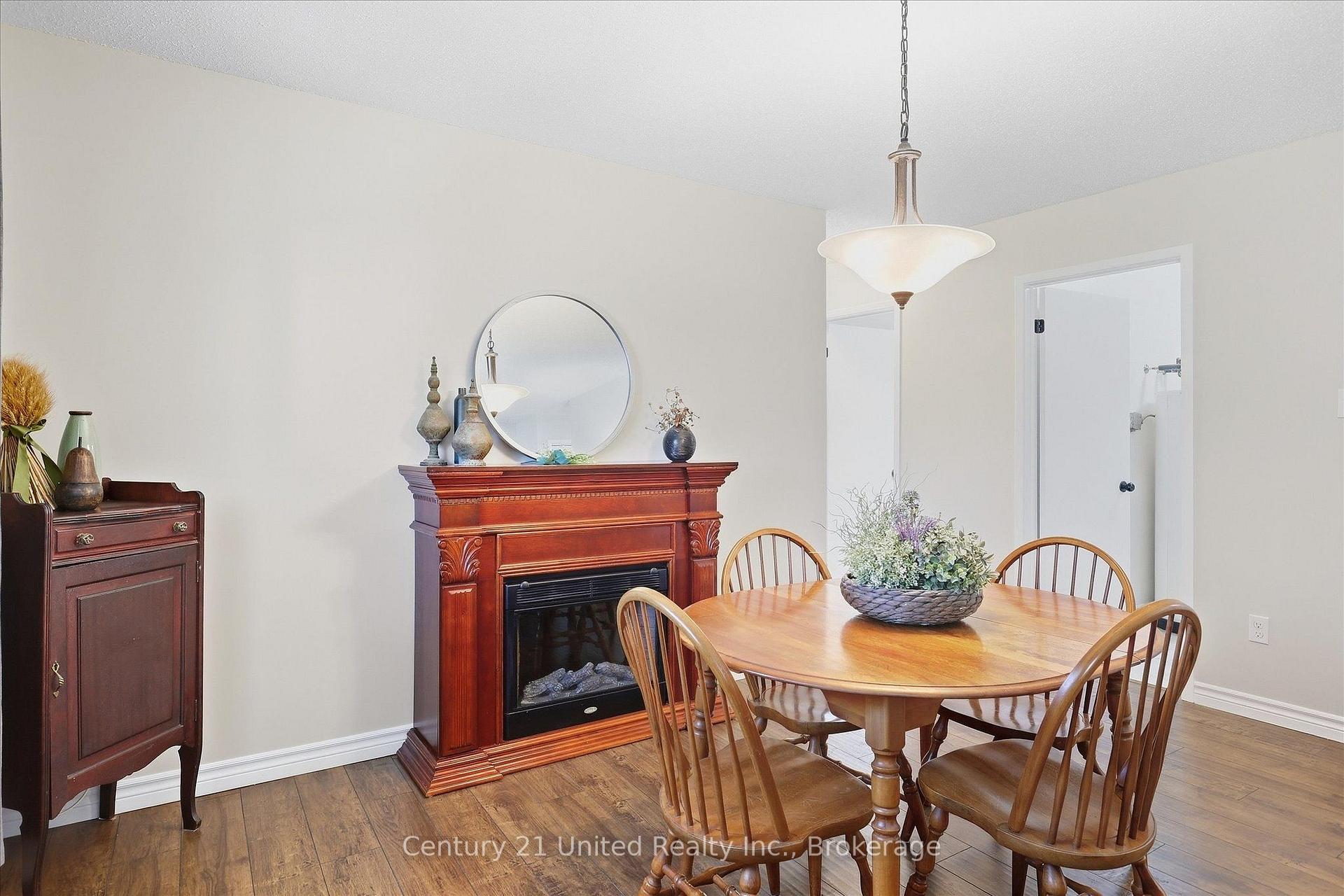 Photo 19 of Unit 202, 2406 Mountland Drive, Peterborough, Monaghan Ward 2 — HOMEH