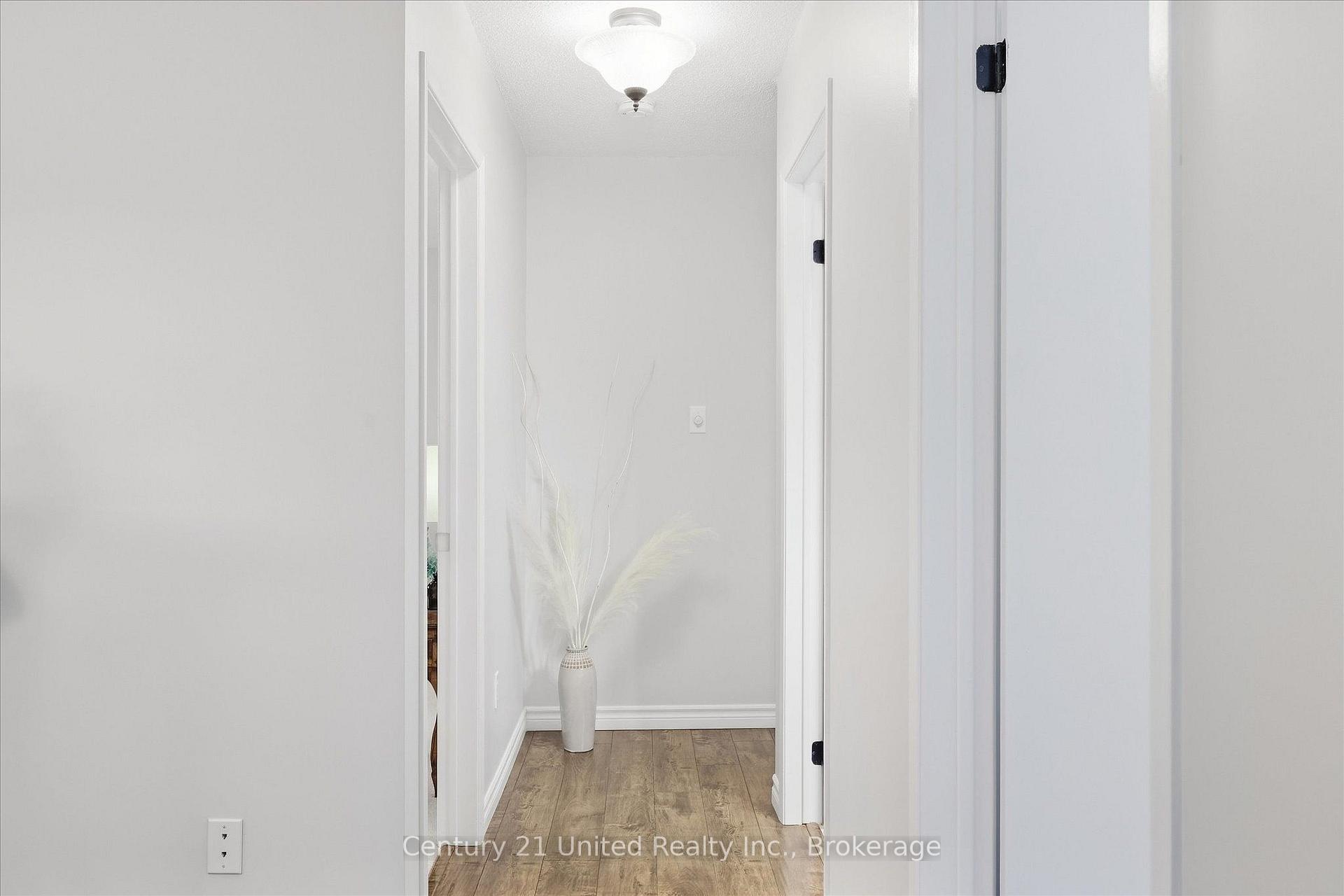 Photo 22 of Unit 202, 2406 Mountland Drive, Peterborough, Monaghan Ward 2 — HOMEH