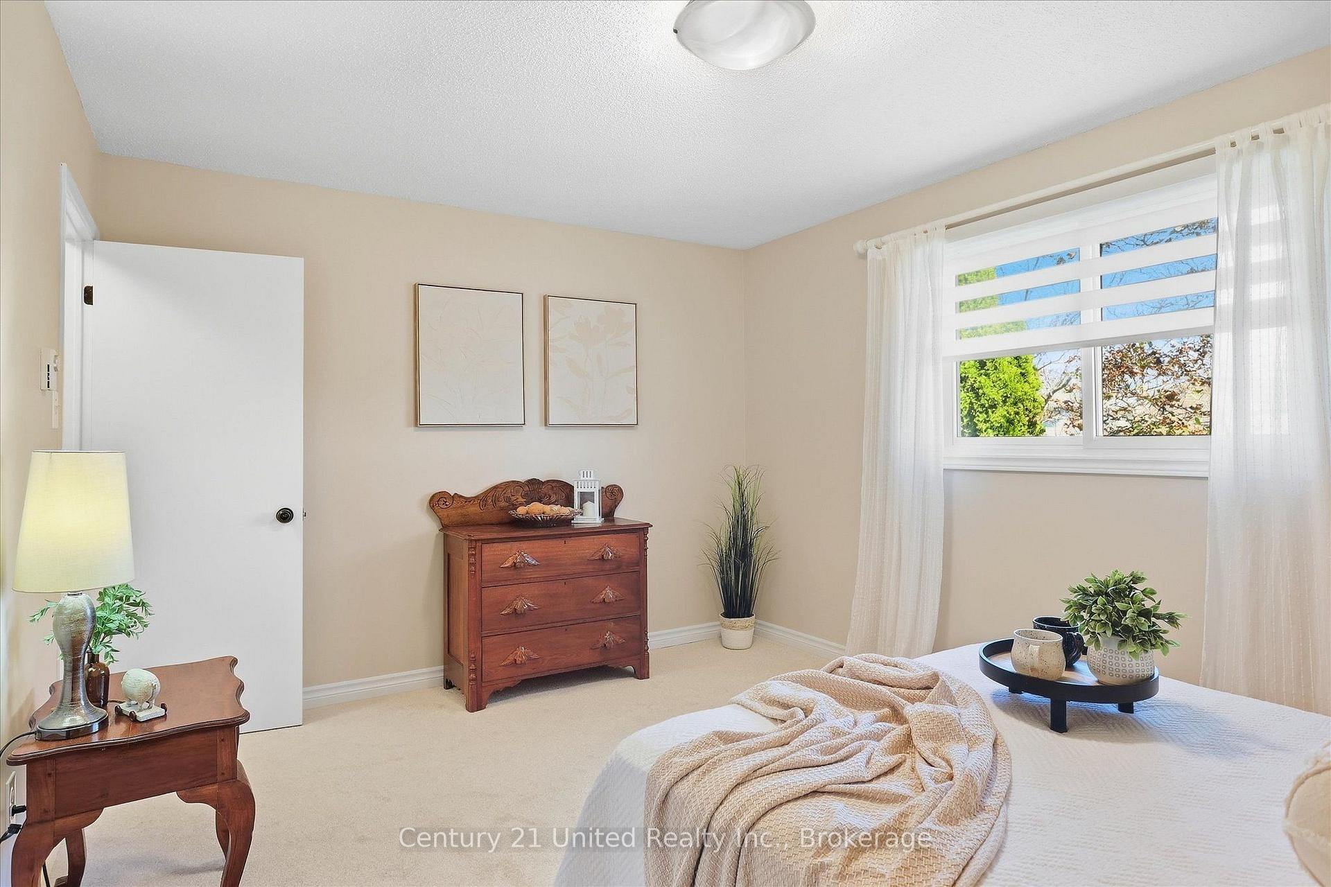 Photo 26 of Unit 202, 2406 Mountland Drive, Peterborough, Monaghan Ward 2 — HOMEH