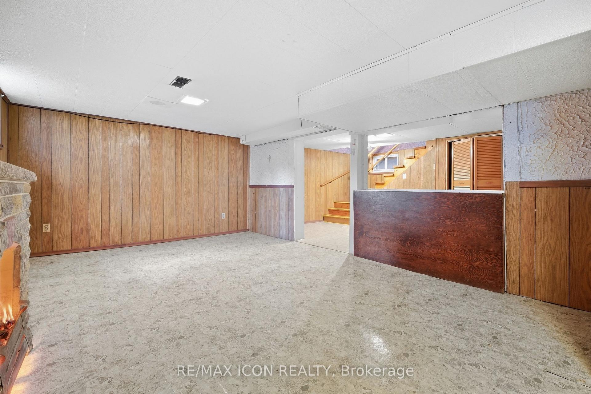 Photo 26 of 423 Lawrence Avenue, Kitchener, Victoria Hills — HOMEH