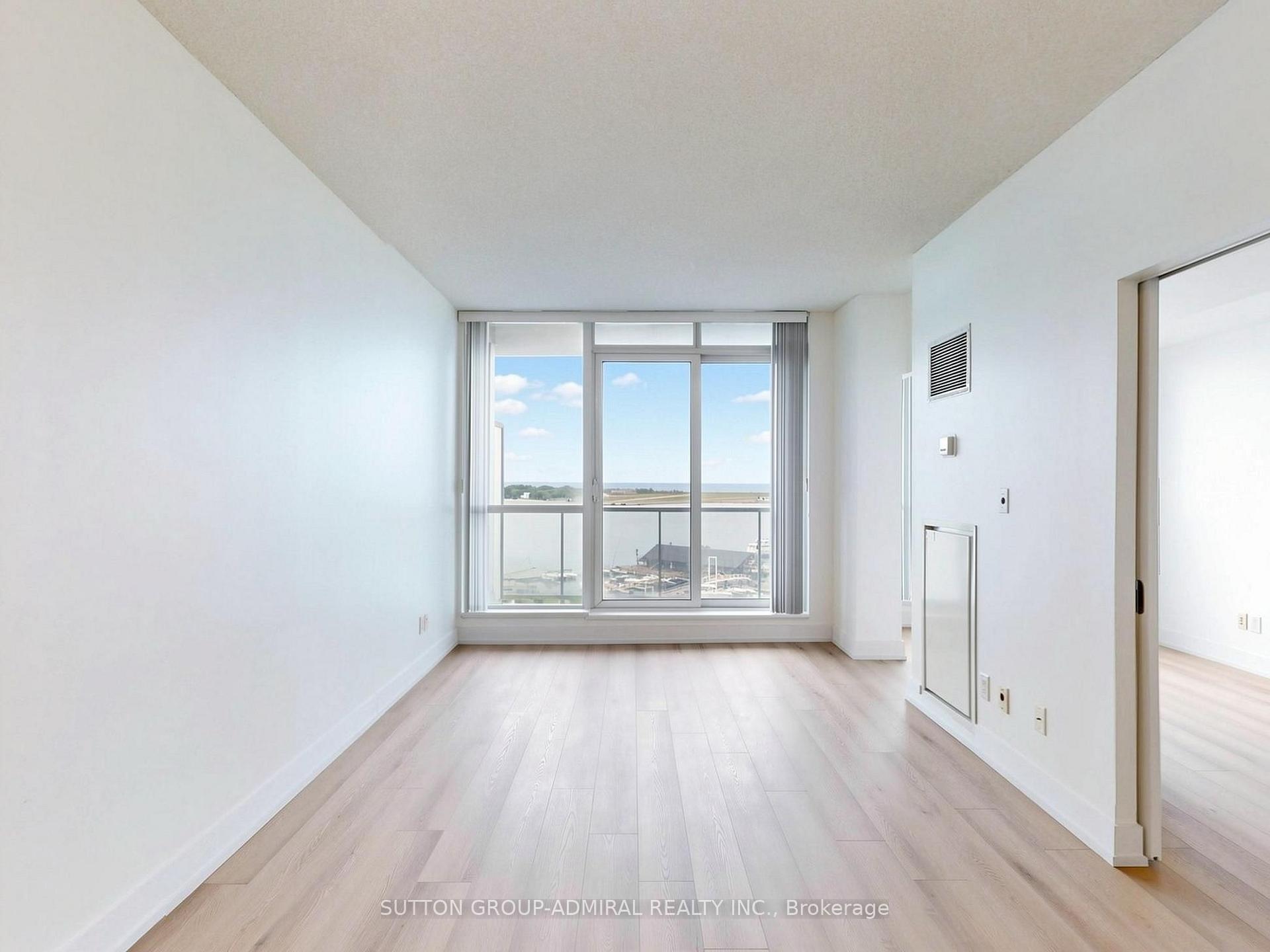 Photo 2 of Unit 1410, 218 Queens Quay W, Toronto, Waterfront Communities — HOMEH