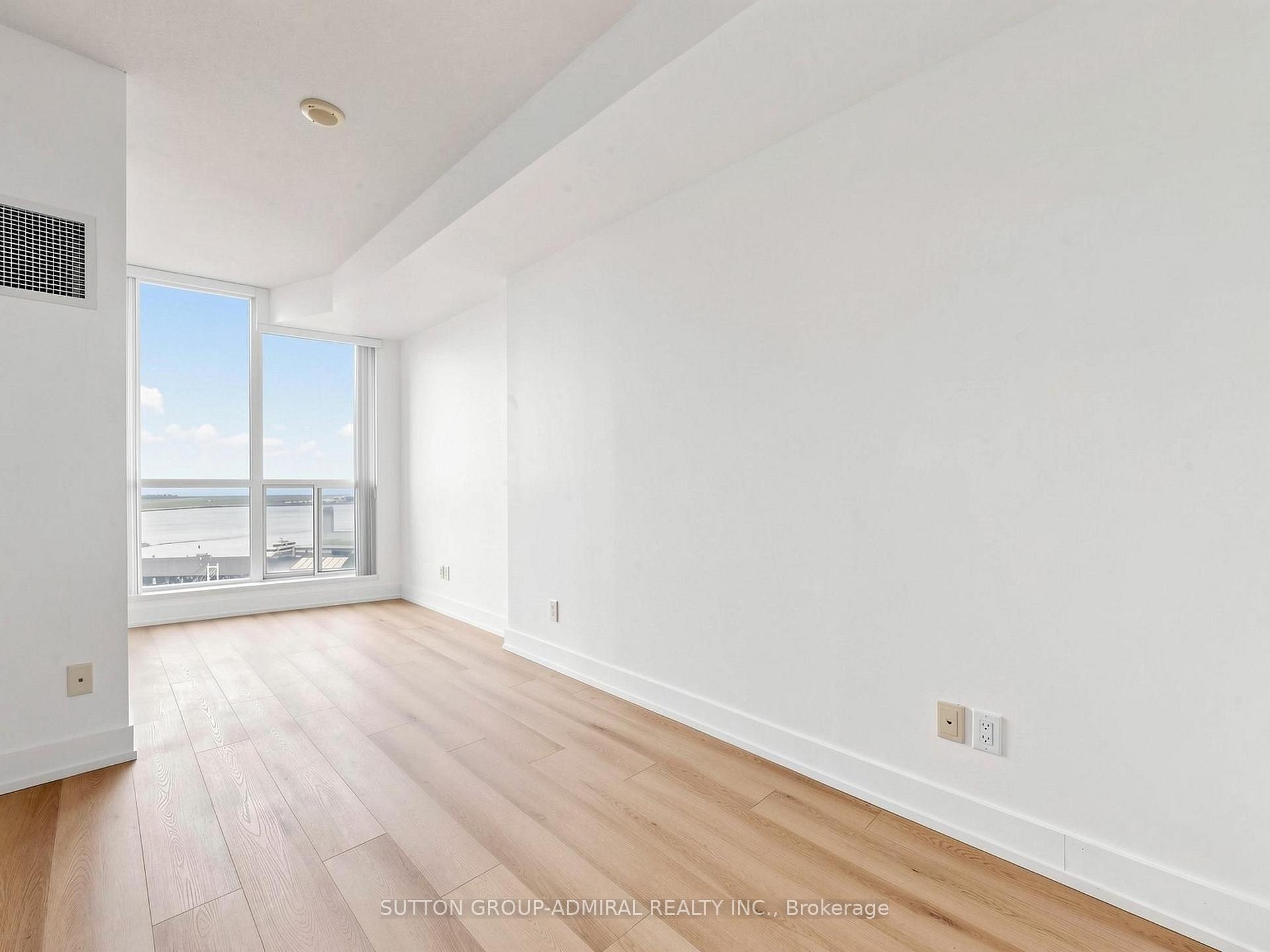 Photo 11 of Unit 1410, 218 Queens Quay W, Toronto, Waterfront Communities — HOMEH