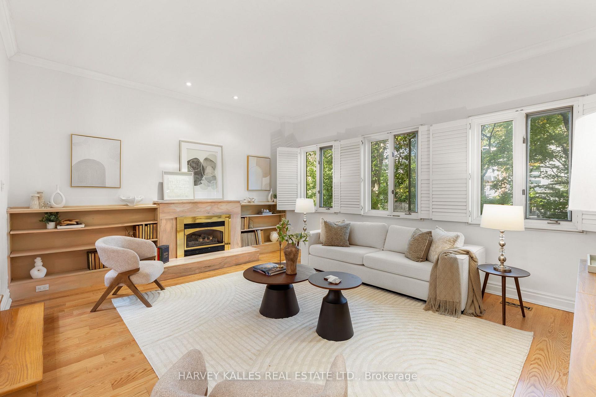 Photo 9 of 84 Walmsley Boulevard, Toronto, Yonge-St. Clair — HOMEH