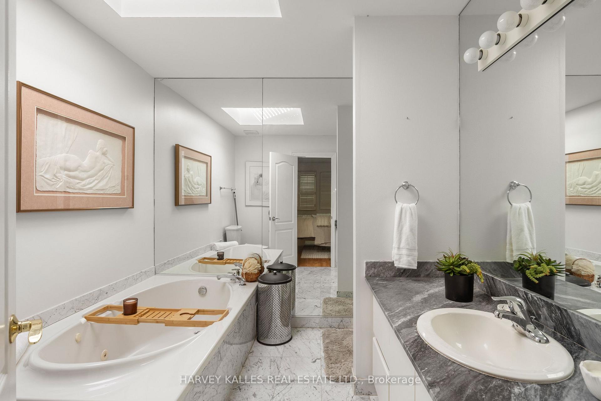 Photo 30 of 84 Walmsley Boulevard, Toronto, Yonge-St. Clair — HOMEH