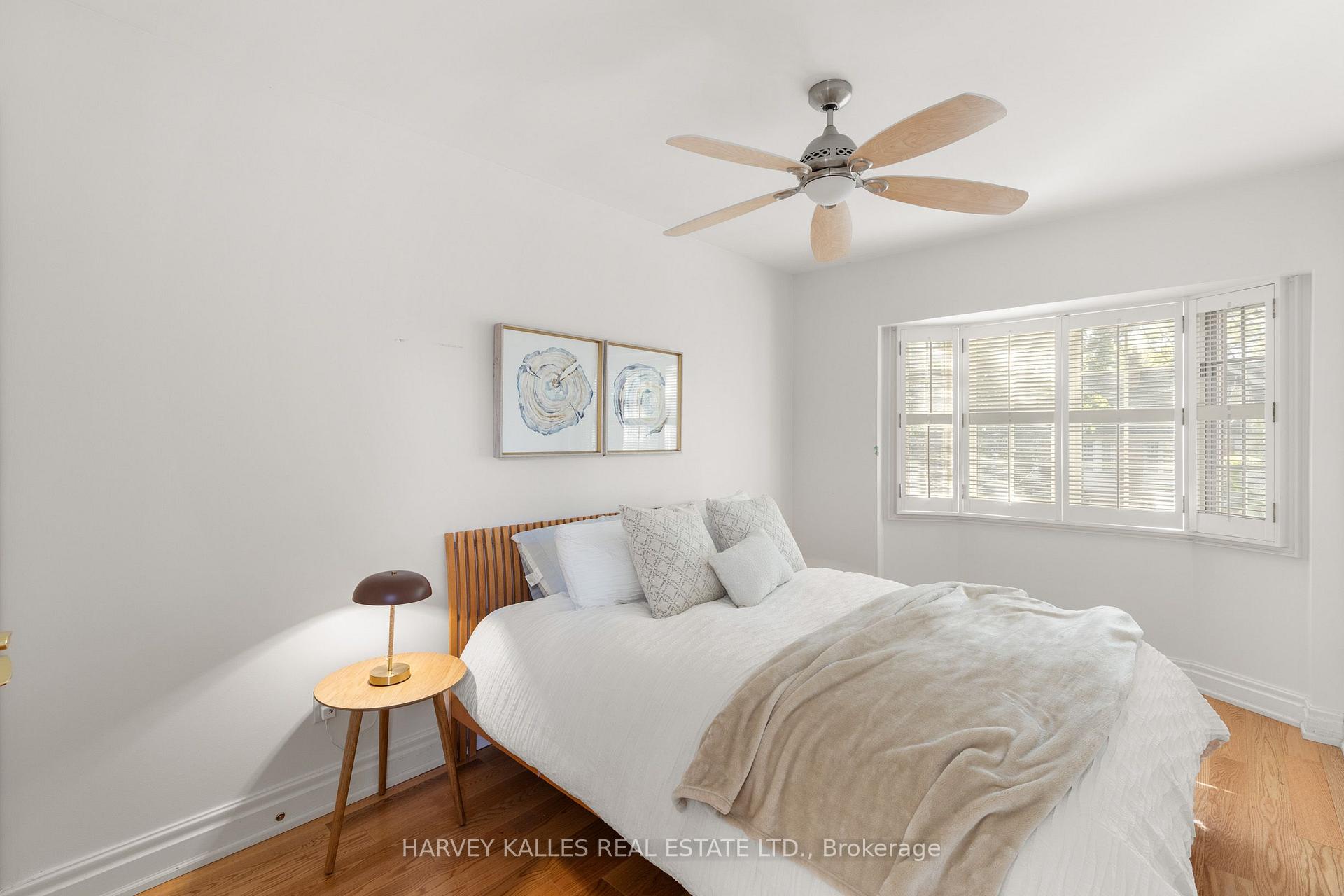 Photo 34 of 84 Walmsley Boulevard, Toronto, Yonge-St. Clair — HOMEH