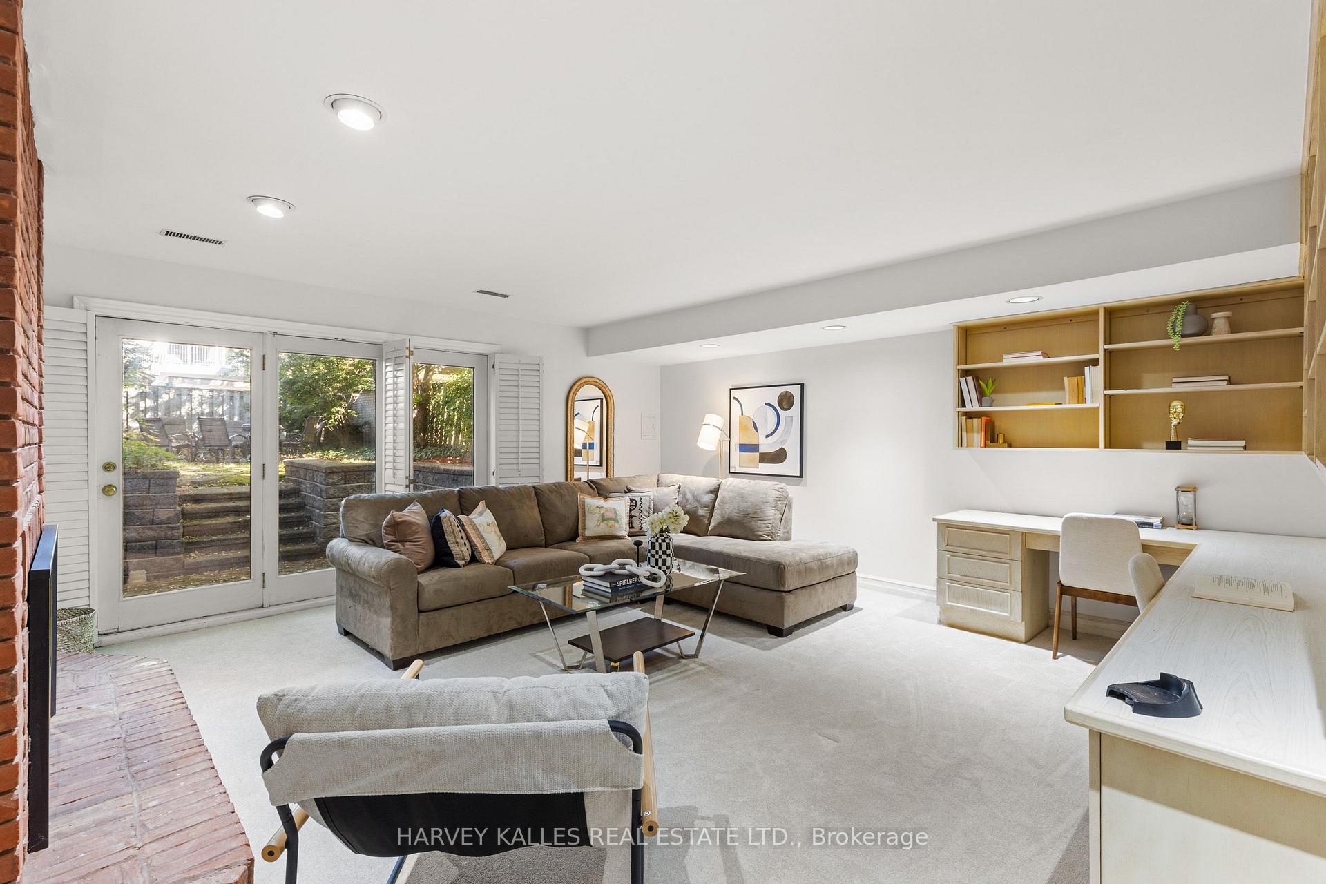 Photo 36 of 84 Walmsley Boulevard, Toronto, Yonge-St. Clair — HOMEH
