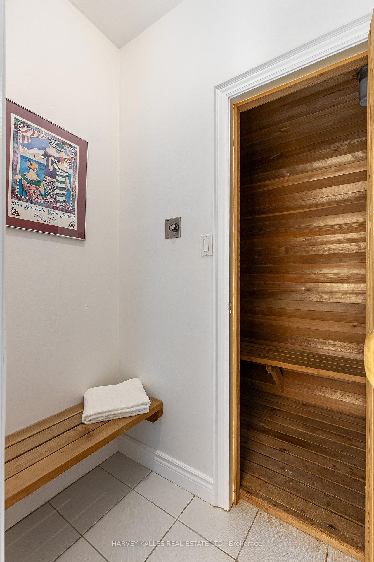 Photo 41 of 84 Walmsley Boulevard, Toronto, Yonge-St. Clair — HOMEH