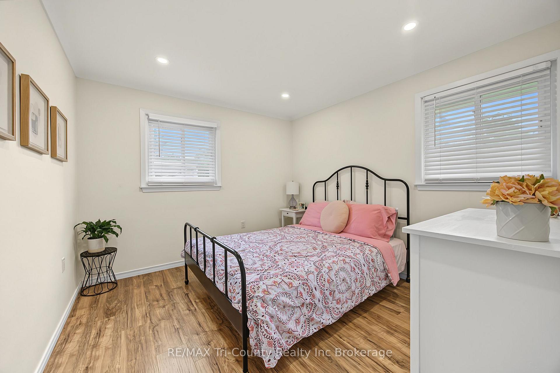 Photo 22 of 9 Parkside Drive, Tillsonburg — HOMEH