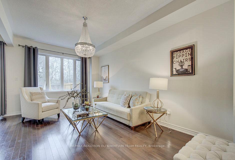 Photo 7 of 96 Port Arthur Crescent, Richmond Hill, Jefferson — HOMEH
