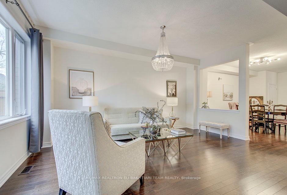 Photo 10 of 96 Port Arthur Crescent, Richmond Hill, Jefferson — HOMEH