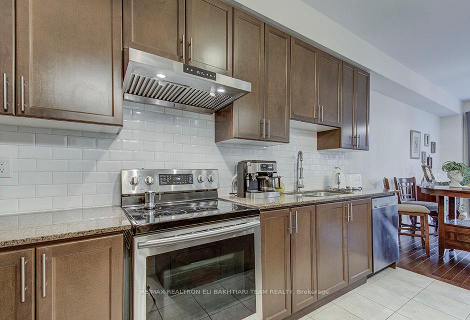 Photo 20 of 96 Port Arthur Crescent, Richmond Hill, Jefferson — HOMEH