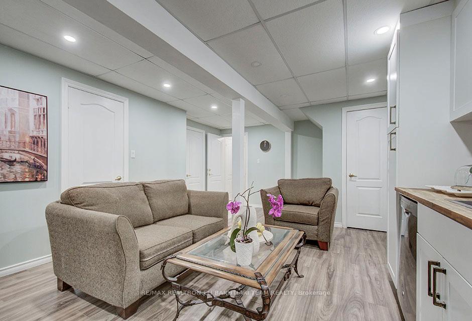Photo 38 of 96 Port Arthur Crescent, Richmond Hill, Jefferson — HOMEH