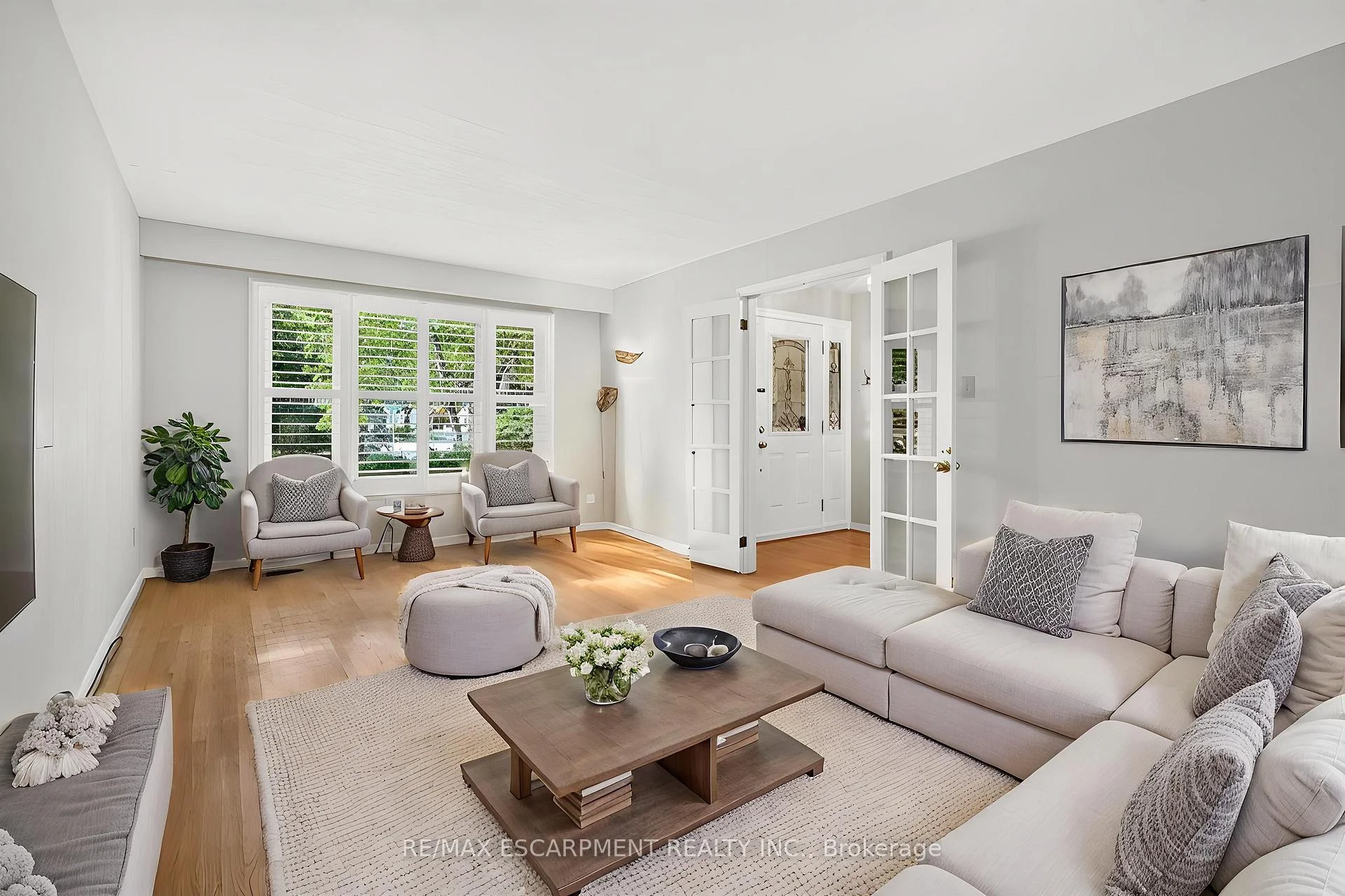 Photo 38 of 159 All Saints Crescent, Oakville, Ford — HOMEH