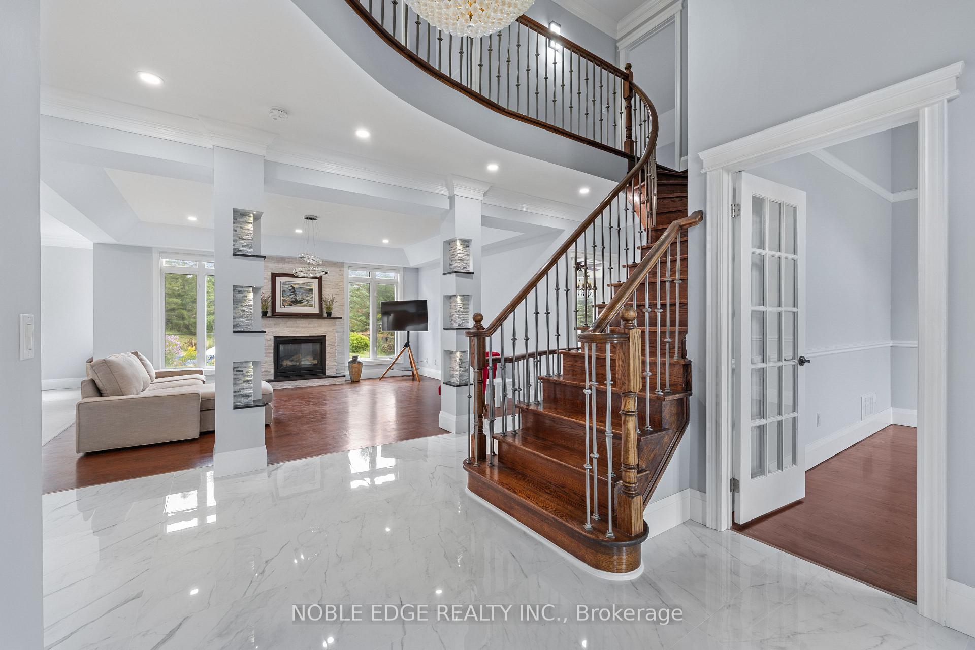 Photo 20 of 7 Walton Drive, Caledon, Palgrave — HOMEH