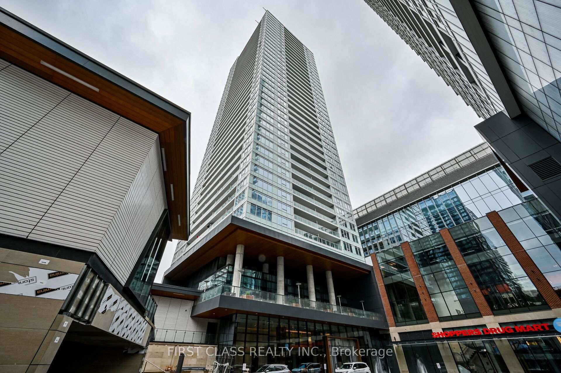 Photo 2 of Unit 915, 17 Bathurst Street, Toronto, Waterfront Communities — HOMEH